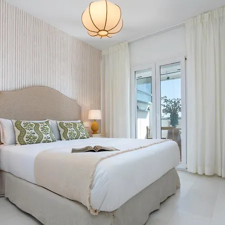 Genteel Playa Rocio Puerto Banus Marbella