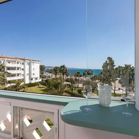 Genteel Playa Rocio Puerto Banus Apartment Marbella